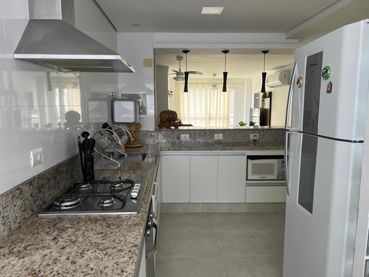 Beleza De Apartamento 300 Metros Da Praia Guarujá Eksteriør billede